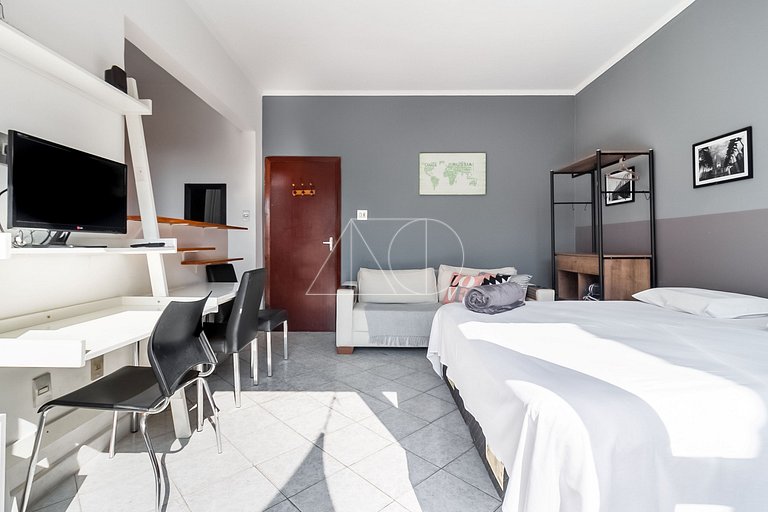 Apartamento casal com varanda em Pinheiros