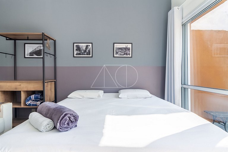 Apartamento casal com varanda em Pinheiros