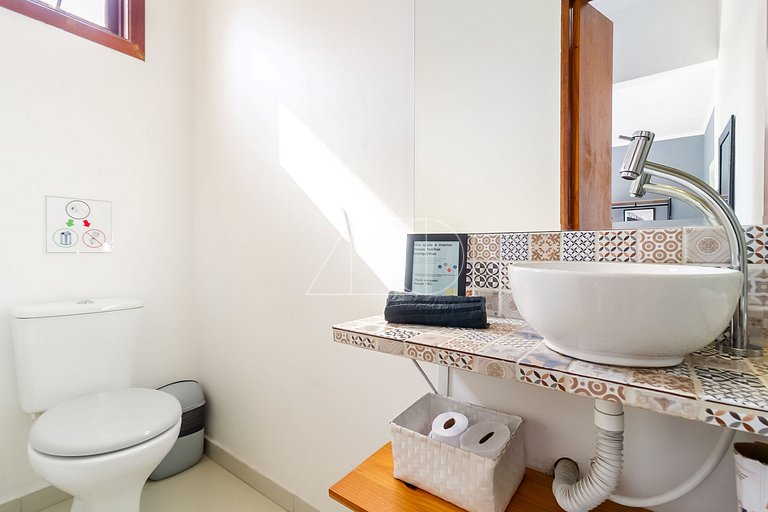 Apartamento casal com varanda em Pinheiros